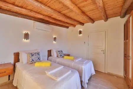 Joy, Kalamar Road, 4*